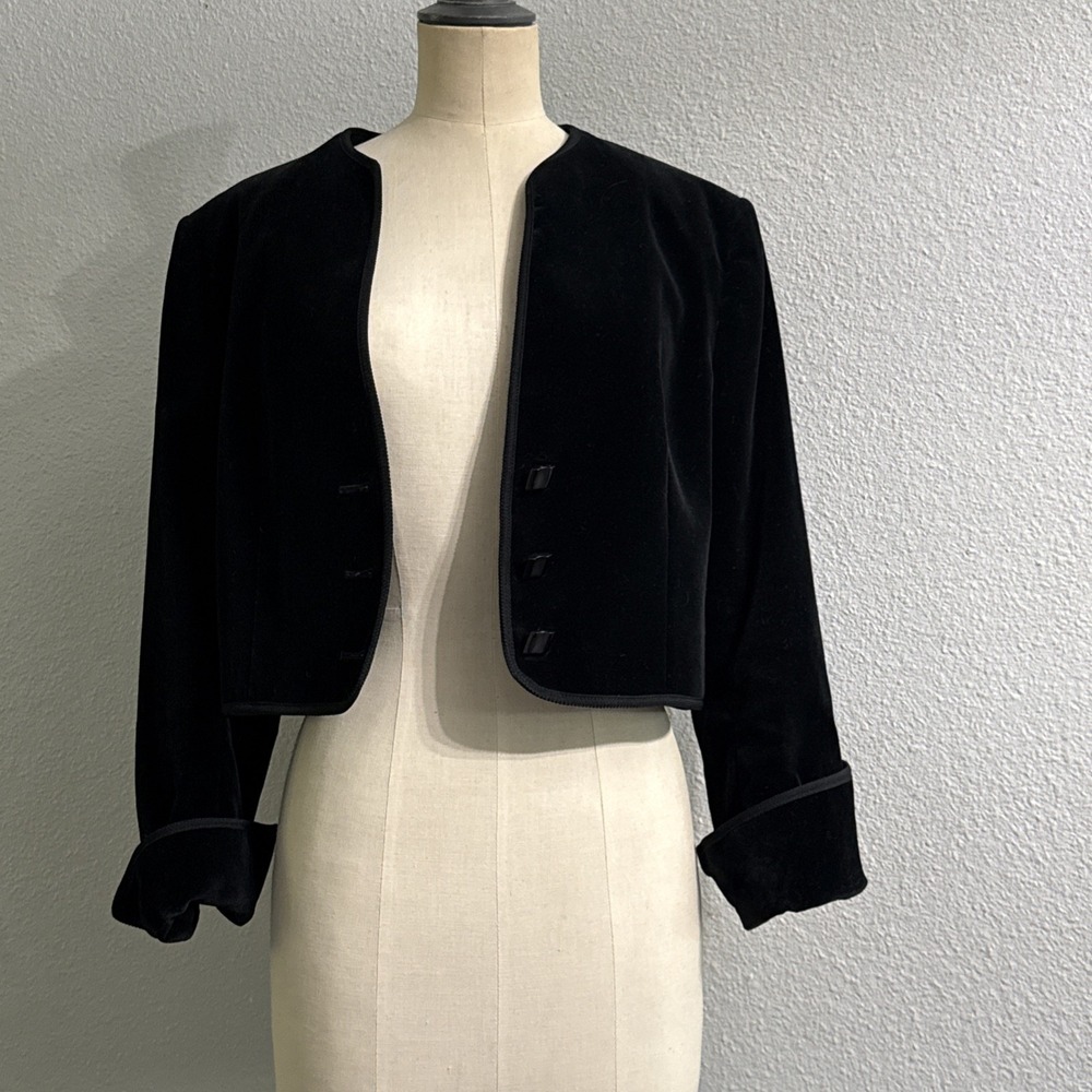 VTG Jaeger Black Velvet Short Cropped Fitted Blazer Jacket Sz 10 Great Britain - Picture 5 of 11